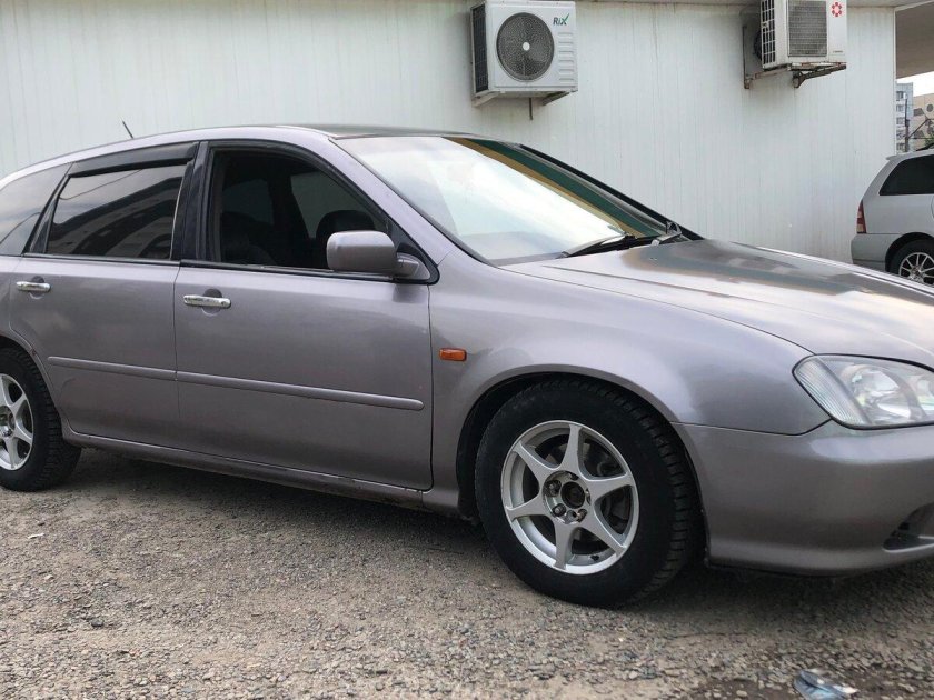 Хонда универсал Авансир