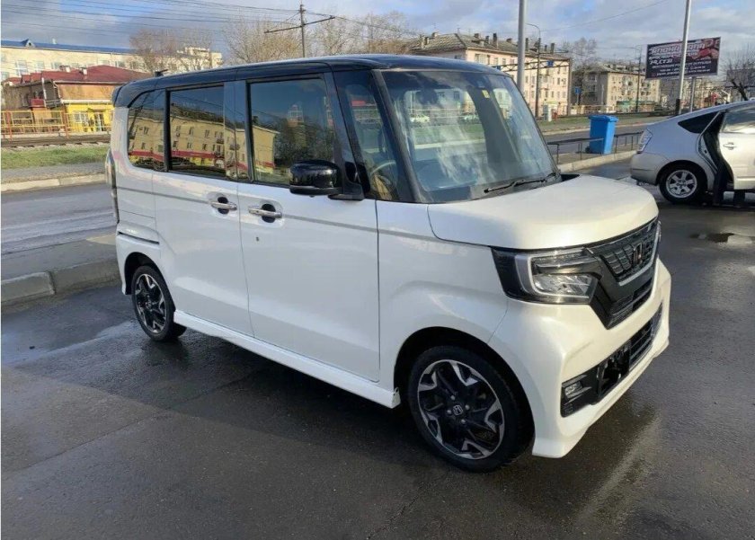 Honda n Box Custom 4wd