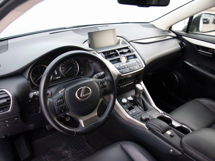 Лексус нх200 салон