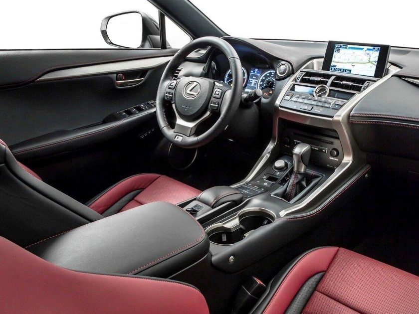 Лексус NX 200t салон