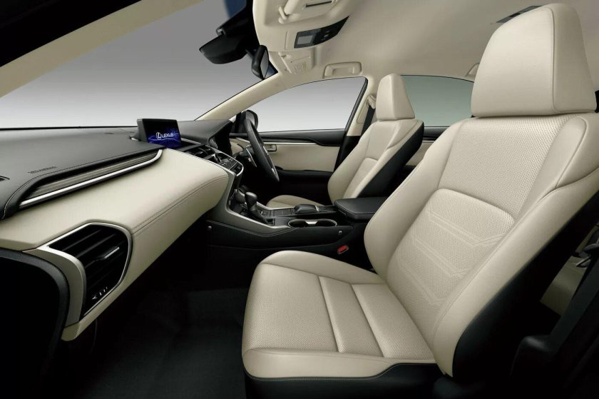 Lexus NX белый салон