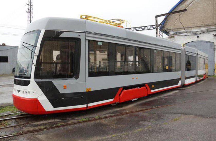 Трамвай модель 71−623 УКВЗ