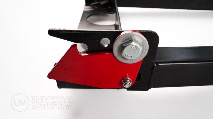 Кронштейн отвала верхний 943384965