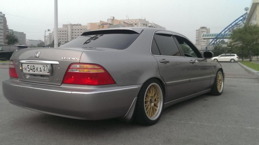 Honda Legend 3