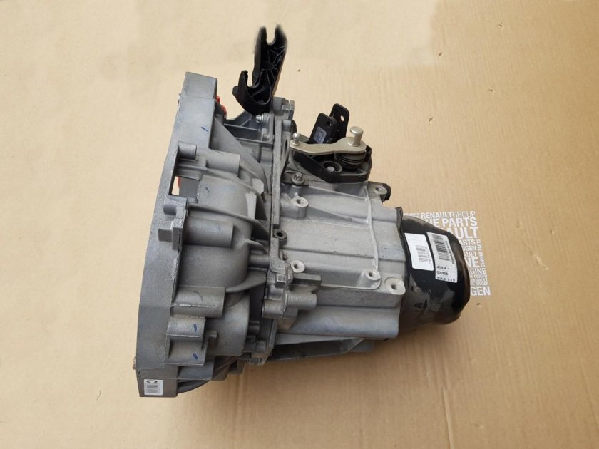 МКПП Рено Логан 1.4