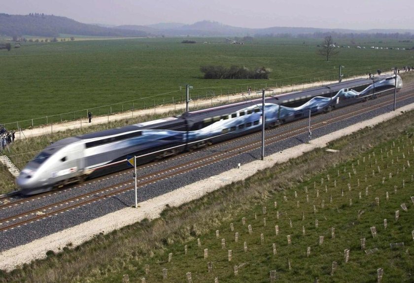 Французский TGV v150