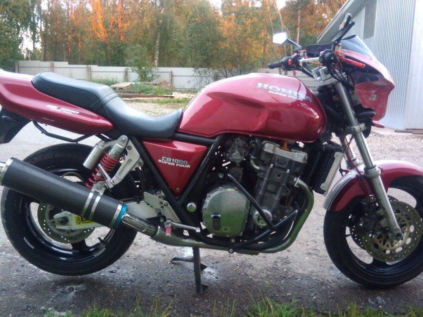Honda cb1000sf красный