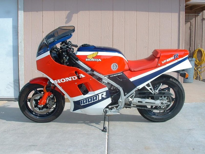 Honda vf1000r 1985