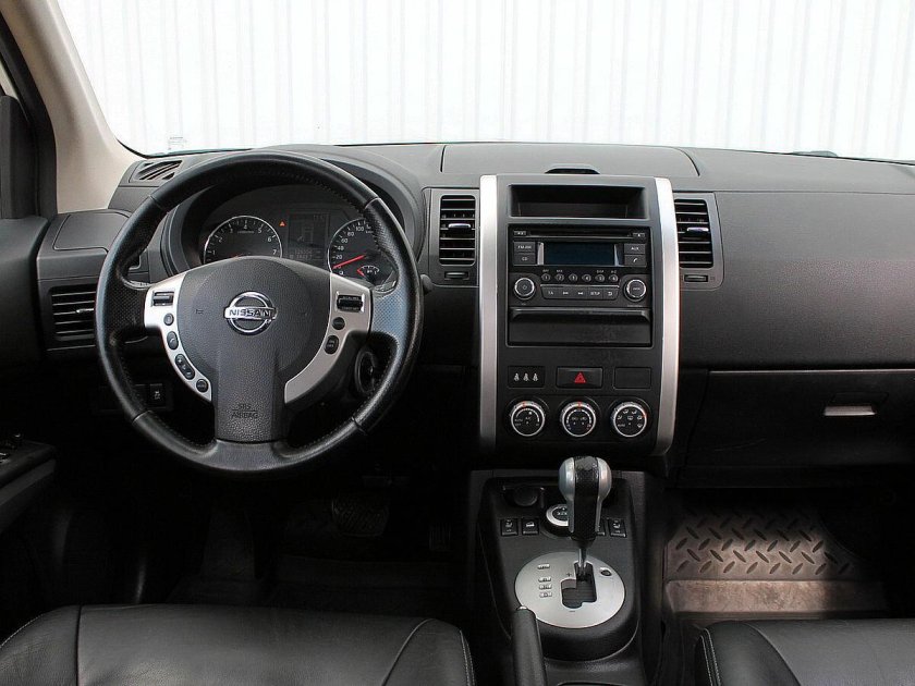 Nissan x Trail 2008 салон
