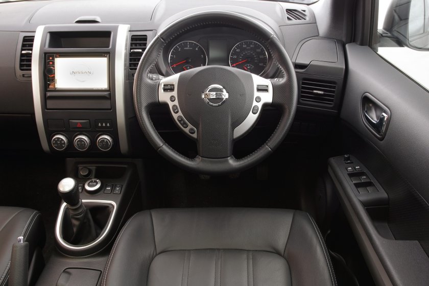 Nissan x-Trail 2008 интерьер