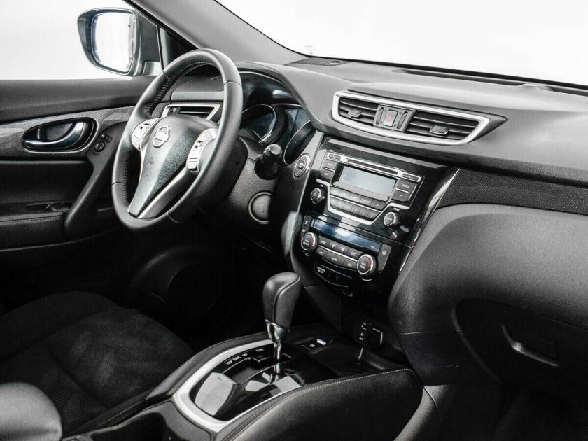 Ниссан икстрейл 2016