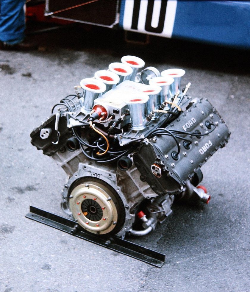 Ford Cosworth двигатель