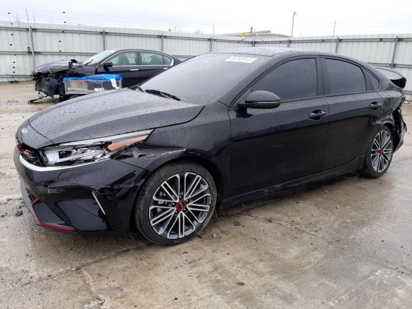 Kia Forte gt черный 2022