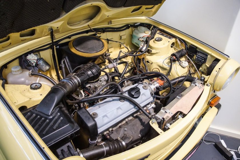 Trabant p601 под капотом