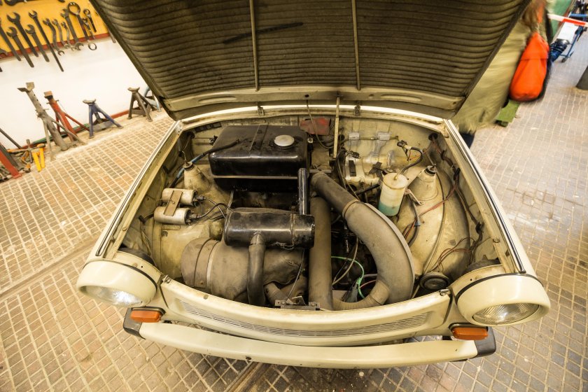 Trabant p601 под капотом