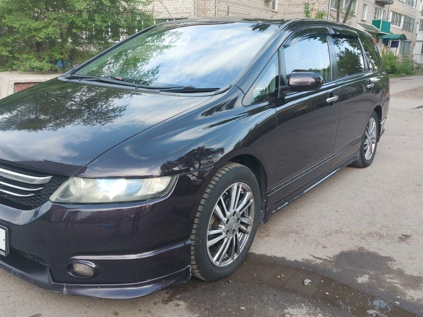 Хонда Одиссей 2004 года