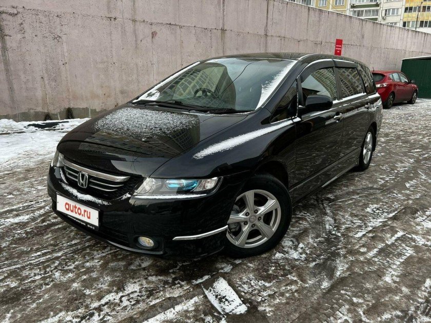Хонда Одиссей 2004 года