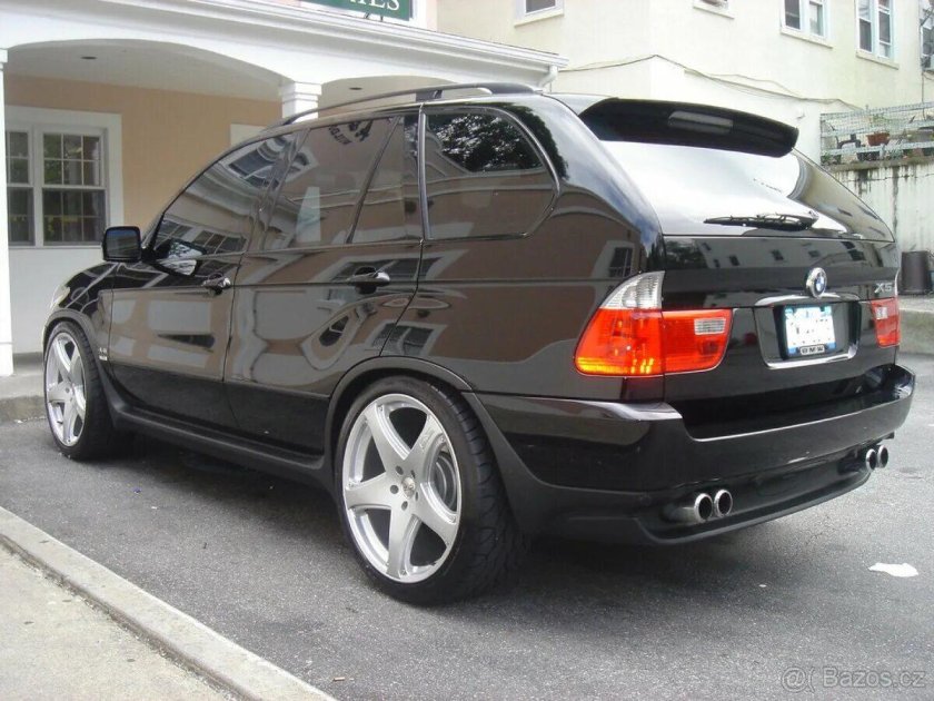 BMW e53 r22