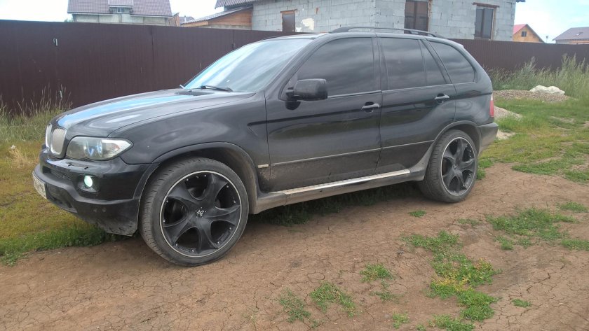 BMW x5 e53 r22