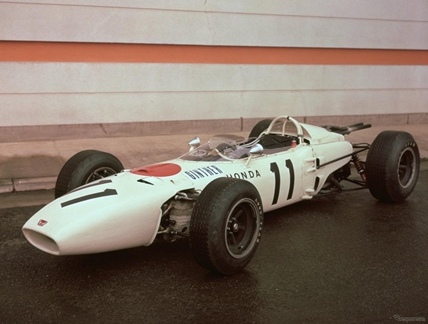 Honda ra272