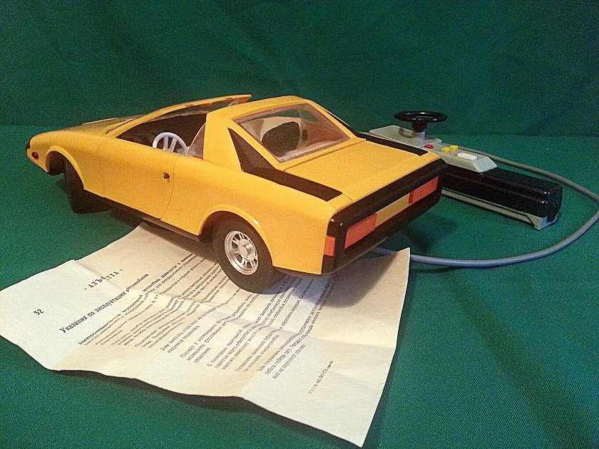 Игрушка ГДР Альфетта