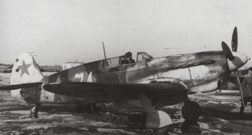 Як-7б истребитель