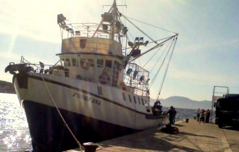 Непросыхающий название корабля