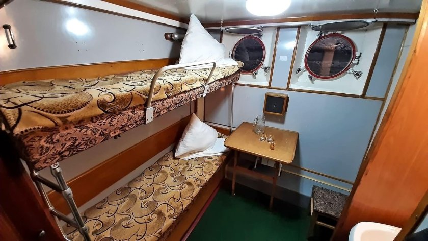 Теплоход Павел Бажов каюты
