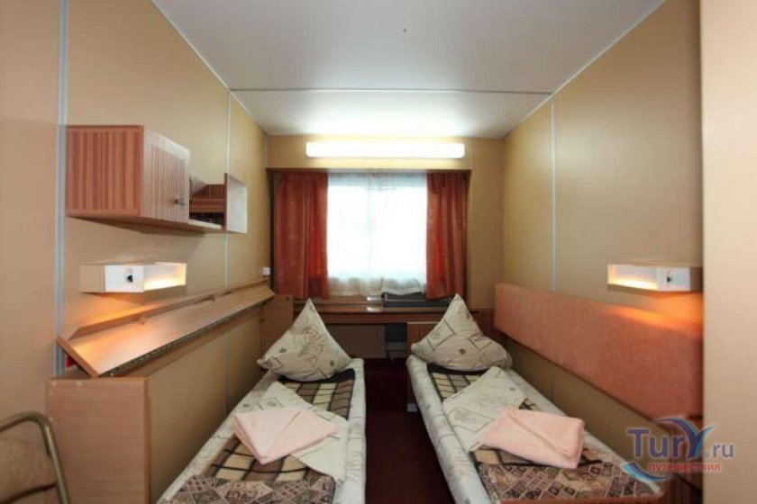 Теплоход Михаил Фрунзе каюты