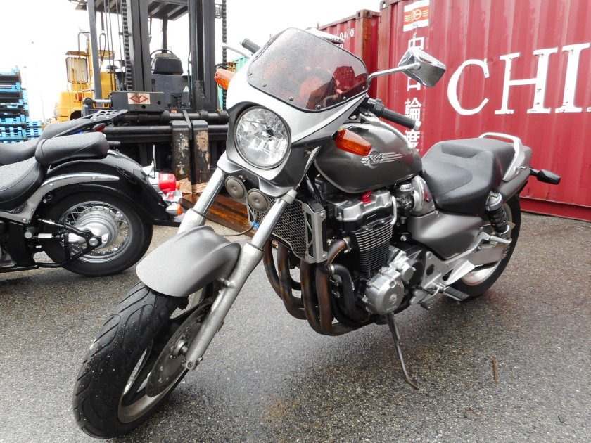 Обтекатель на Honda x4