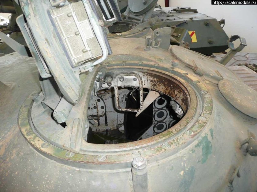 Т 62 люк механика водителя