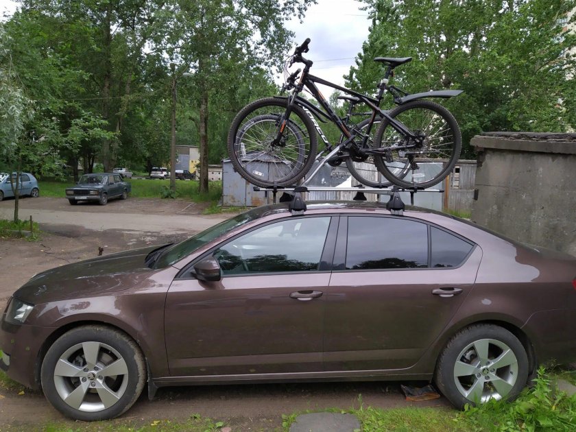 Багажник на крышу Шкода Октавия а7 оригинал