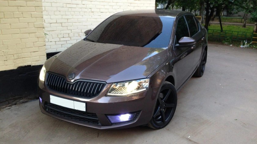 Škoda Octavia a7 черная