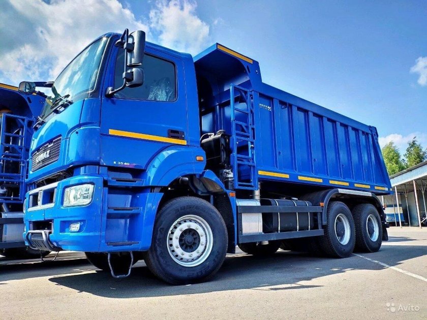 КАМАЗ 6520 Люкс самосвал синий