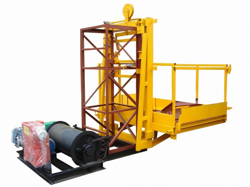 Мачтовый грузовой подъемник ПМГ 2000