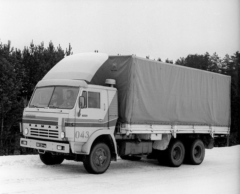 КАМАЗ 53212 тягач