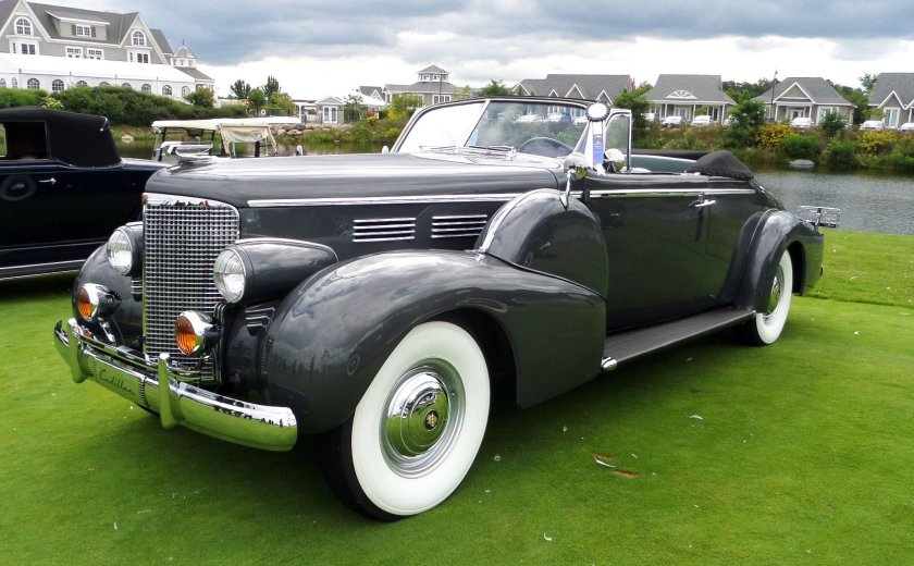 Cadillac 1938
