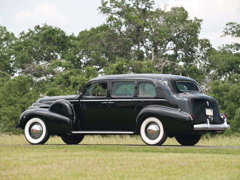 Cadillac Series 75 Imperial sedan
