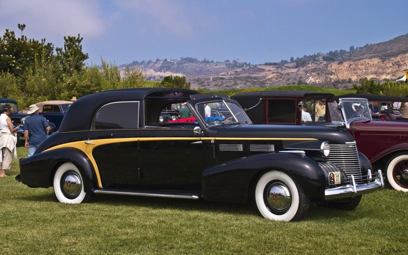 Cadillac v16 1938