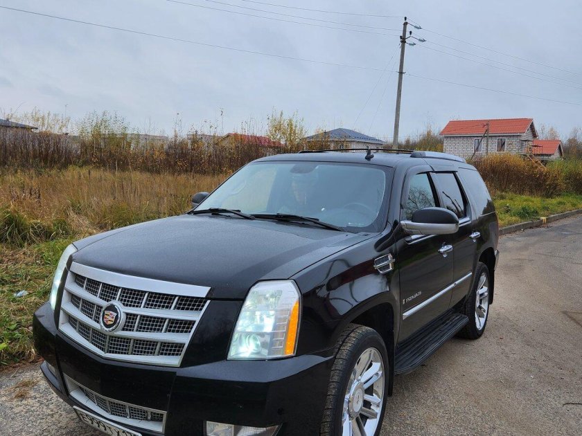 Ветровка Cadillac Escalade