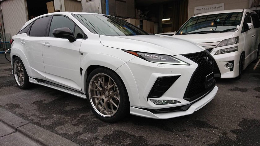 Обвес Lexus RX 2020