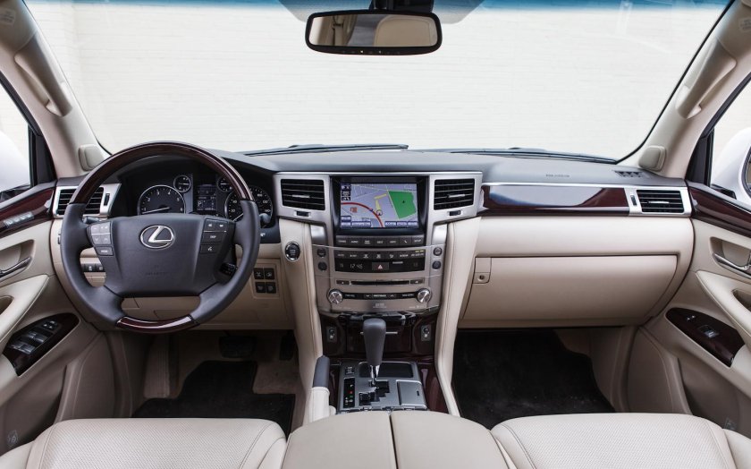 Lexus LX 570 2015