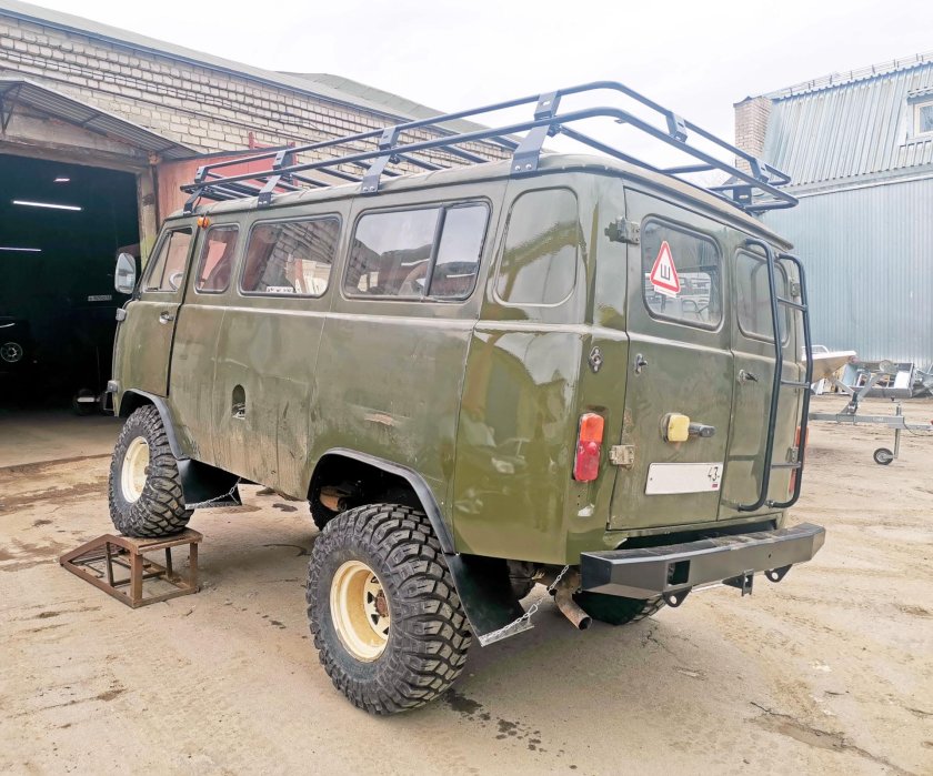 УАЗ 2206 33 колеса