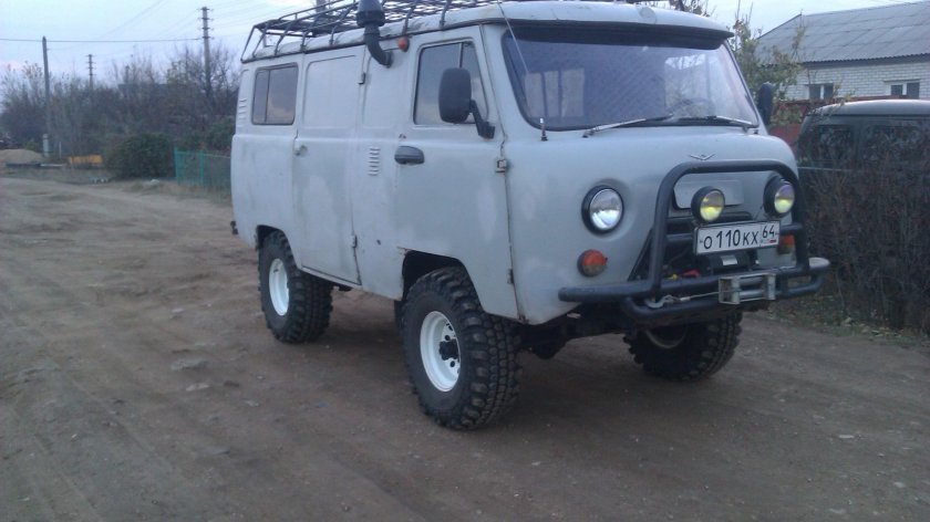 УАЗ 452 Буханка на 31 колесах