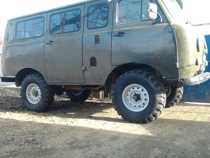 УАЗ 2206 грязевая резина
