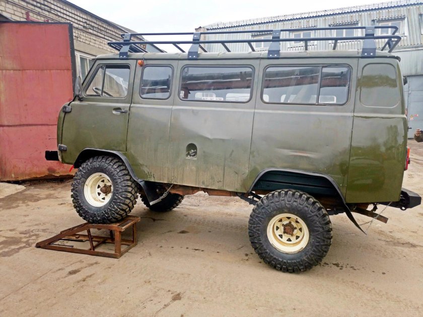 УАЗ 2206 33 колеса