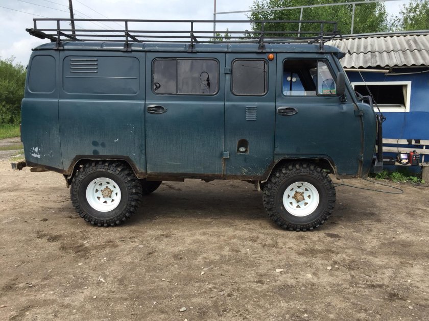 УАЗ Буханка 3909