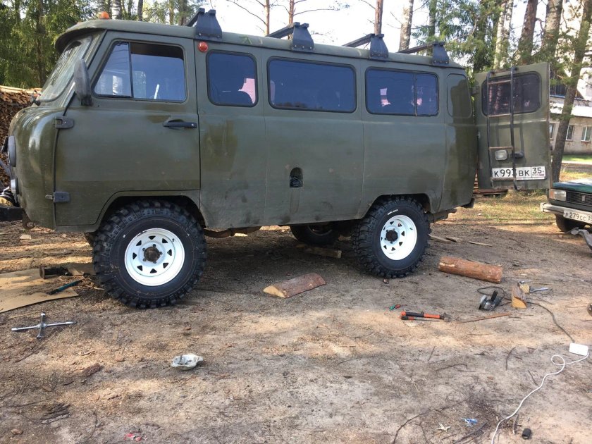 УАЗ Буханка на 32 нортеках