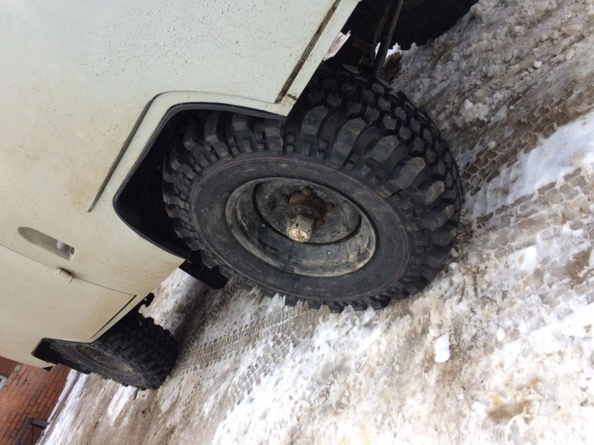 Шины на УАЗ Буханка 16 грязевые