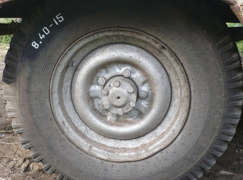Стандартная резина УАЗ 452
